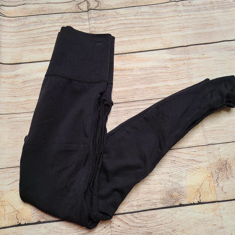 ❤️FOREVER 21 black mesh braided leggings S